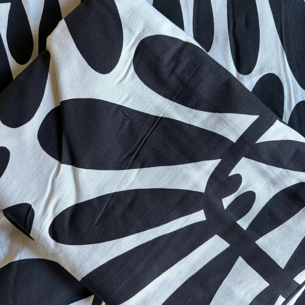 New & Unused: Duvet Cover & 2 Pillowcases